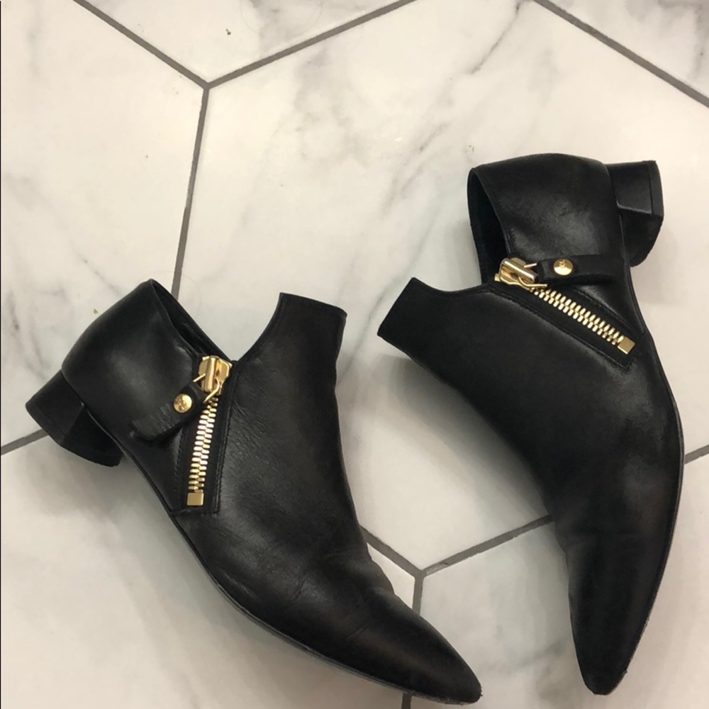 AGL Booties